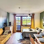 Lindners Hideaways - Bergnest - Bergblick 6 Pers Balkon Garten Hund Luftkurort Naehe Buchenegger Wasserfaelle Eistobel Bodensee * Oberreute