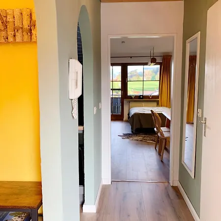 Lindners Hideaways - Bergnest - Bergblick 6 Pers Balkon Garten Hund Luftkurort Naehe Buchenegger Wasserfaelle Eistobel Bodensee Apartamento Oberreute