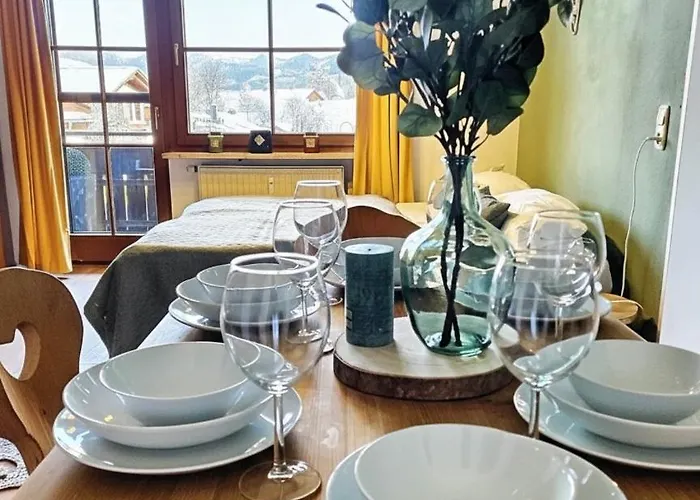 Lindners Hideaways - Bergnest - Bergblick 6 Pers Balkon Garten Hund Luftkurort Naehe Buchenegger Wasserfaelle Eistobel Bodensee Appartamento